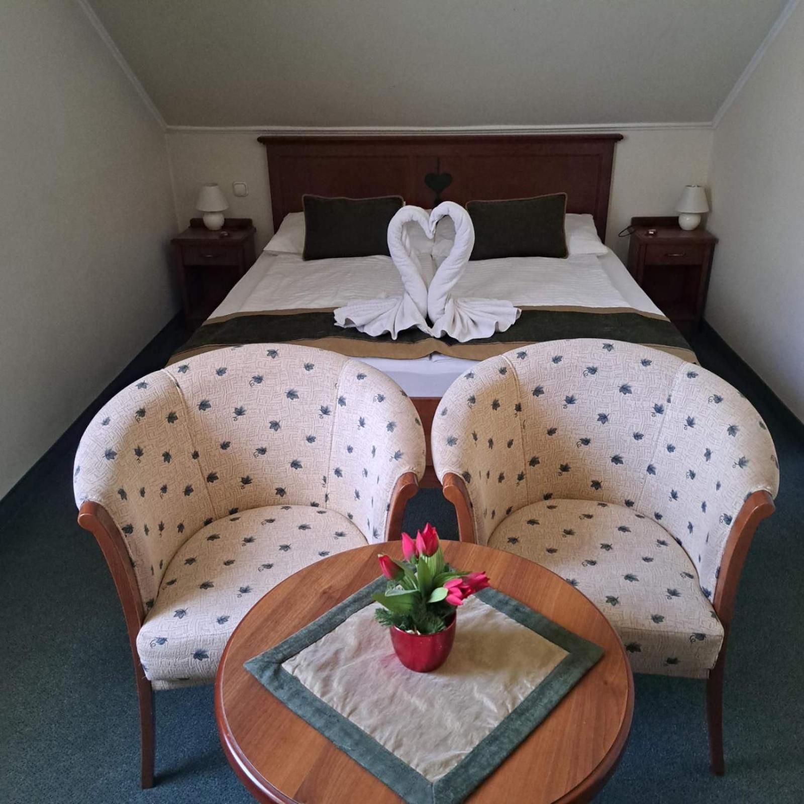 Bed and Breakfast Kigyosi Csarda & Panzio Fulopszallas Zewnętrze zdjęcie