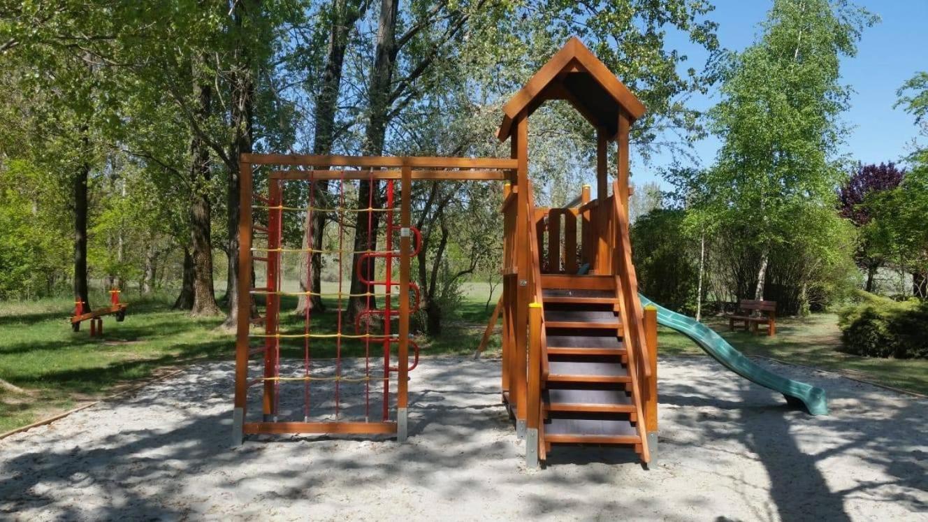 Bed and Breakfast Kigyosi Csarda & Panzio Fulopszallas Zewnętrze zdjęcie